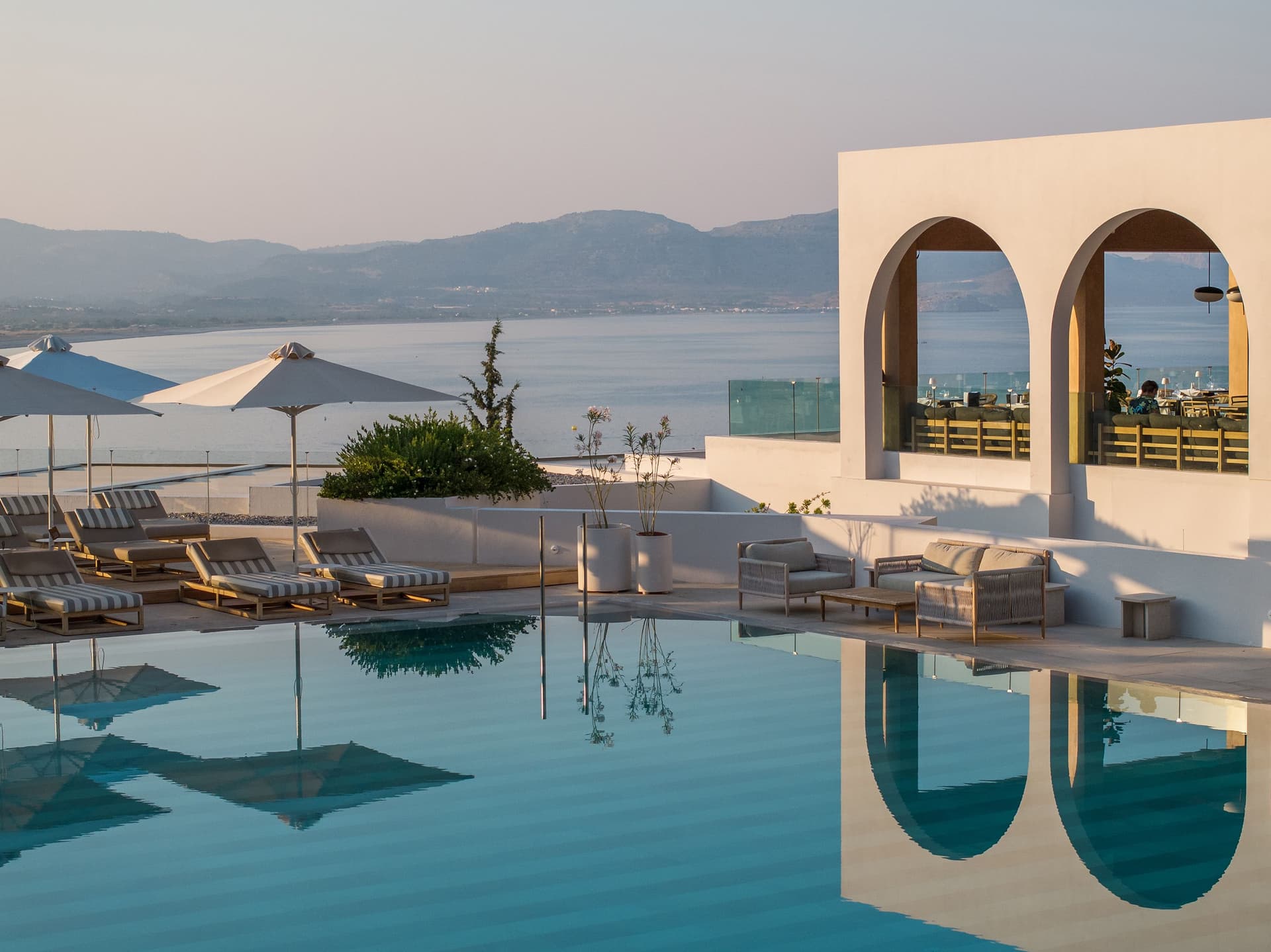 Pelagos Pool Bar Image